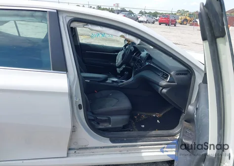 2022 Toyota Camry Le из США, поврежденный, VIN 4T1C11AK2NU001811